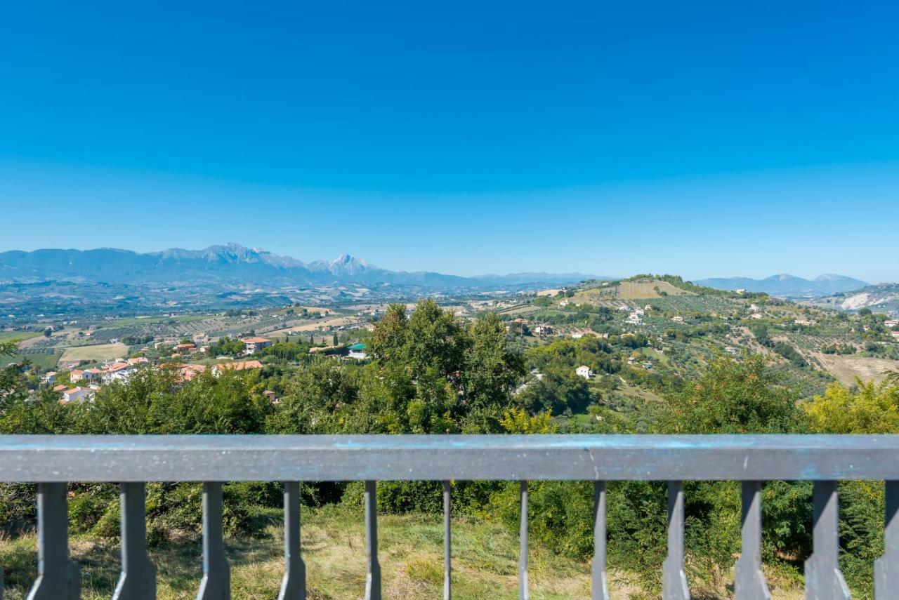 Sotto La Porta Borea Citta Sant'Angelo Exteriér fotografie